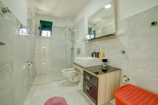 Апартаменты Apartments Tivat Obala Тиват Апартаменты в пентхаусе-17